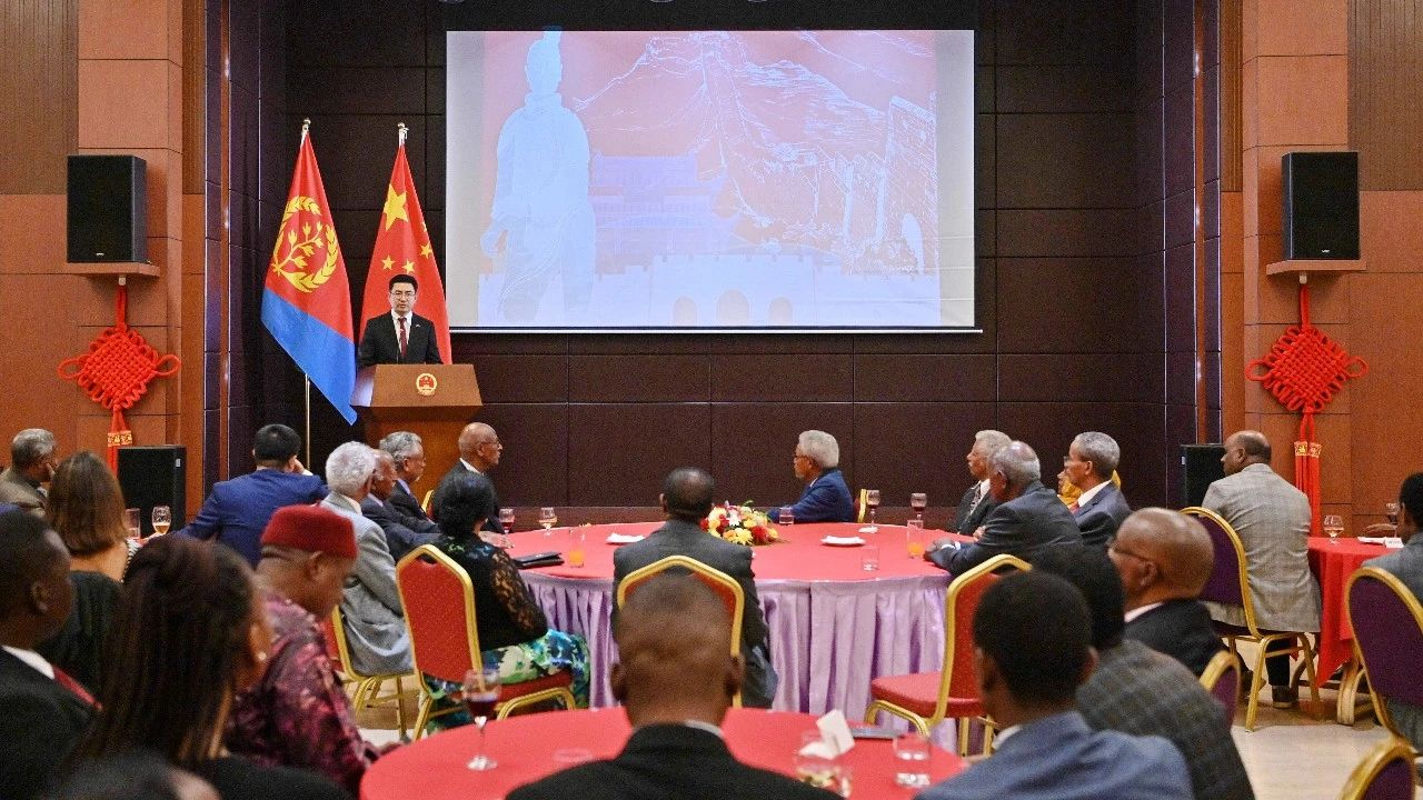 四川路橋在厄職工參加中國駐厄特大使館舉辦的慶祝中華人民共和國成立74周年招待會(huì)