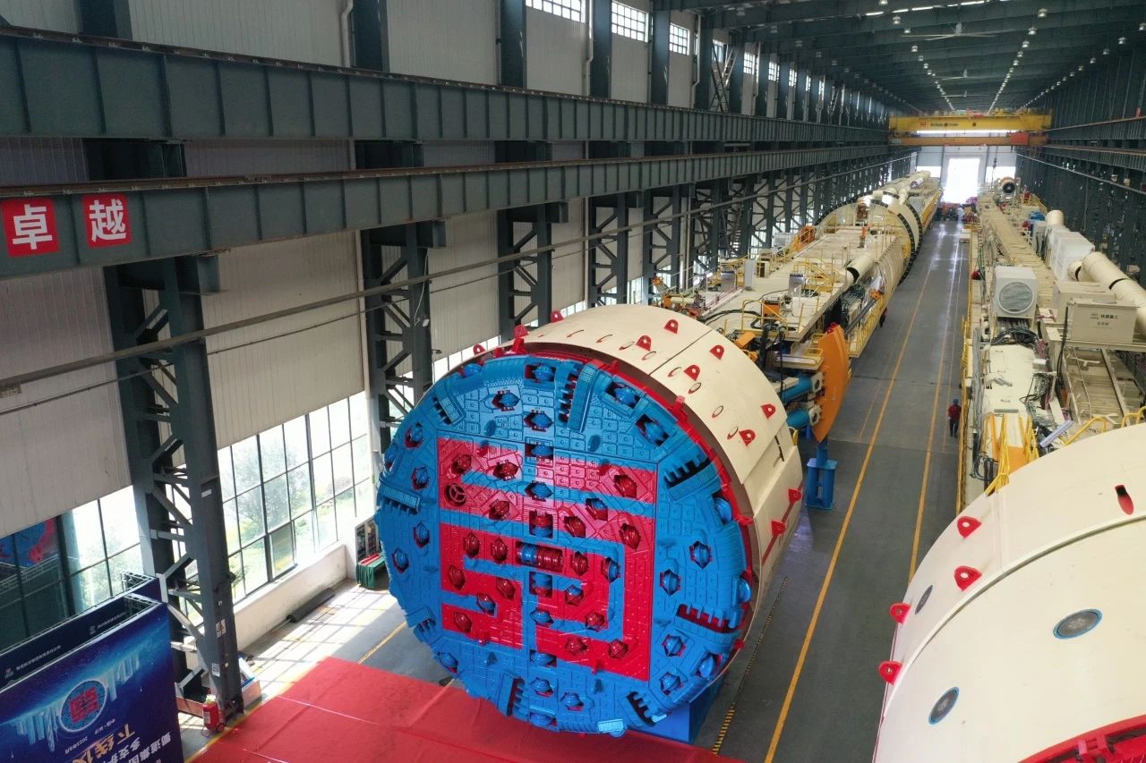 “蜀暢一號”TBM