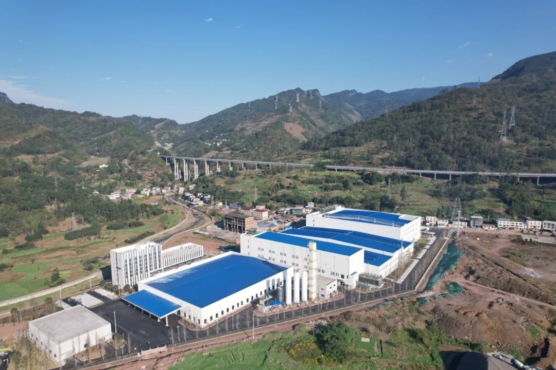 奮戰(zhàn)四季度 大干一百天 | 轉(zhuǎn)入新階段！新材料集團(tuán)蜀能礦產(chǎn)公司“一礦一新材料”重點(diǎn)項(xiàng)目強(qiáng)勢推進(jìn)