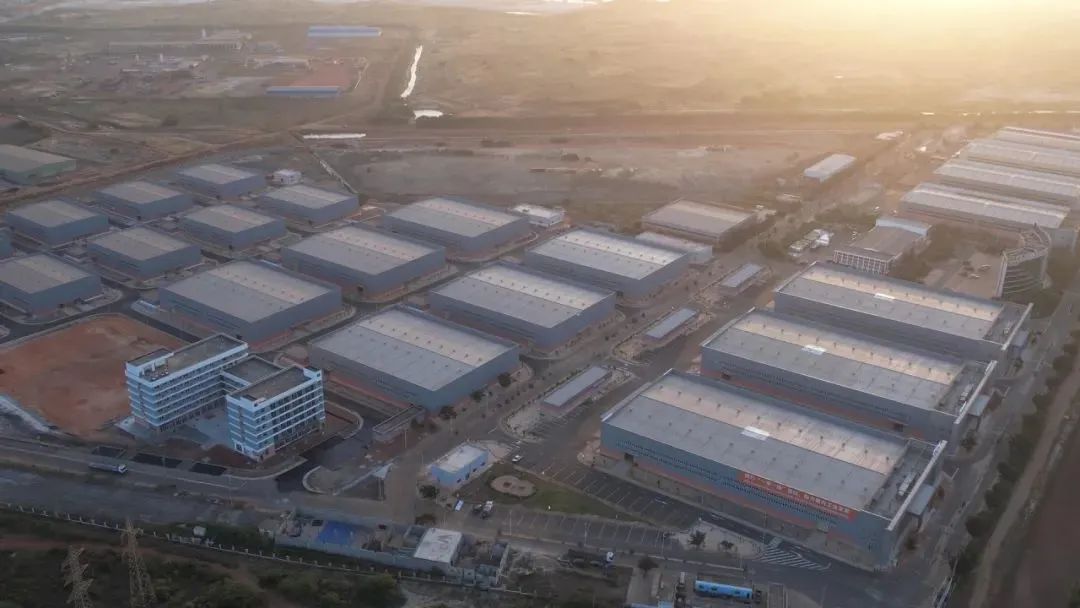 川企助力“一帶一路”建設(shè)結(jié)出碩果！一起走進(jìn)四川路橋承建的這個(gè)“燈塔項(xiàng)目”