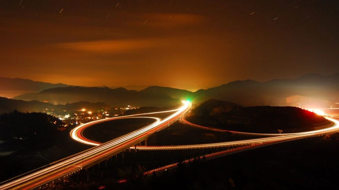 喜報 | “升特”成功！路航公司喜獲公路工程施工總承包特級資質(zhì)