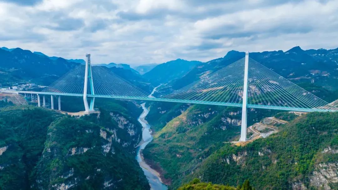 奮戰(zhàn)開門紅 | 今日，古金高速通車試運營