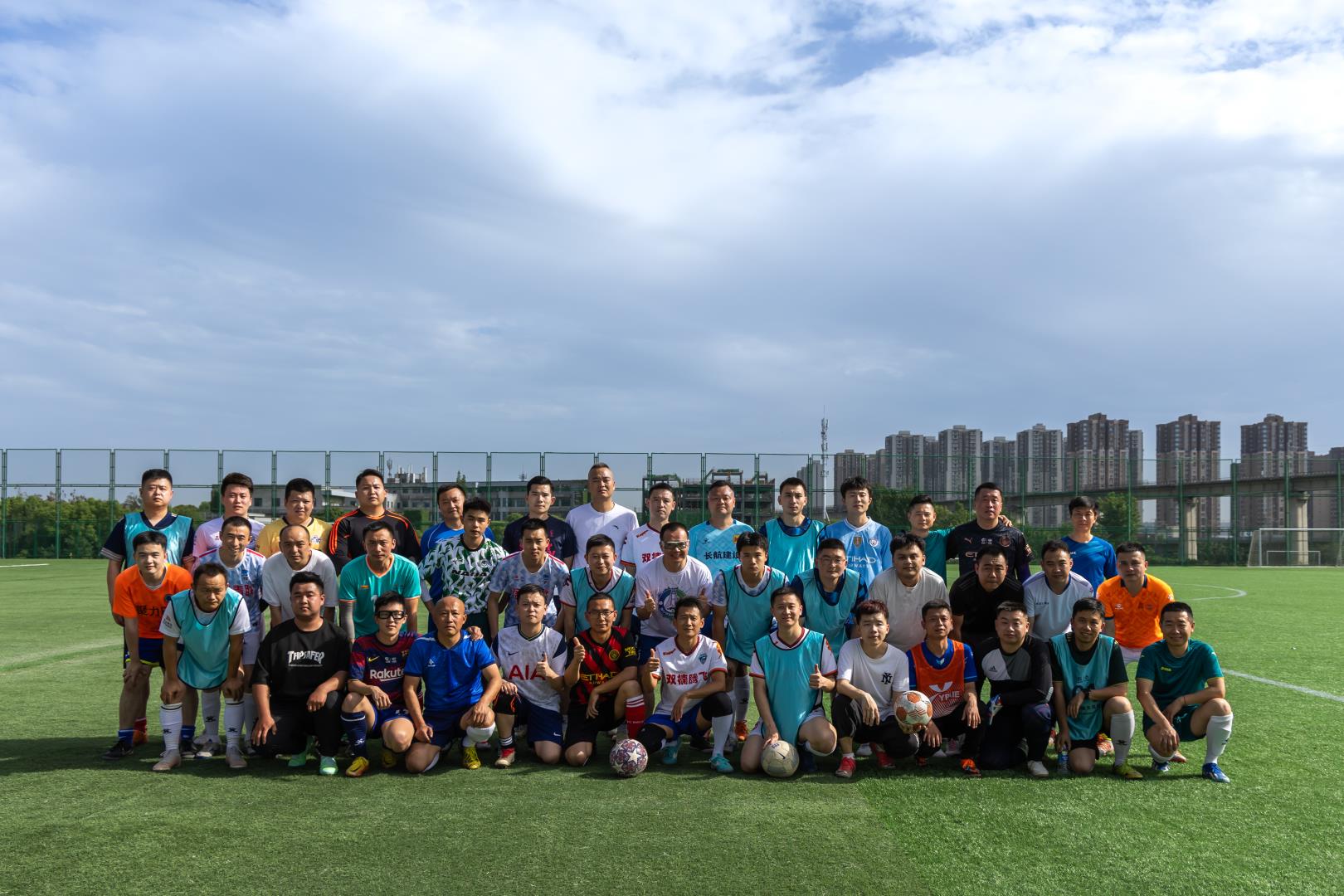 韻動(dòng)路橋 | “足”夠精彩 不負(fù)青春——四川路橋開(kāi)展職工男子足球隊(duì)選拔賽