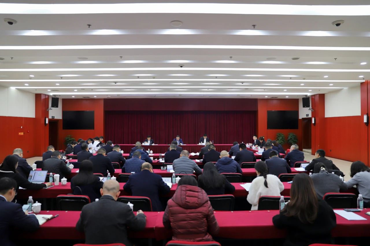 蜀道集團黨委副書記、副董事長、總經(jīng)理張勝帶隊赴四川路橋調(diào)研指導(dǎo)工作